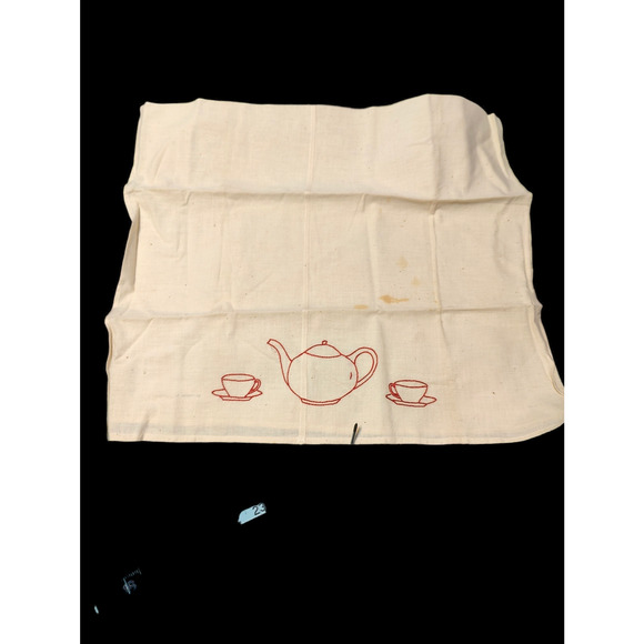 4 Vintage Hand Embroidered Tea Towels - Picture 7 of 14